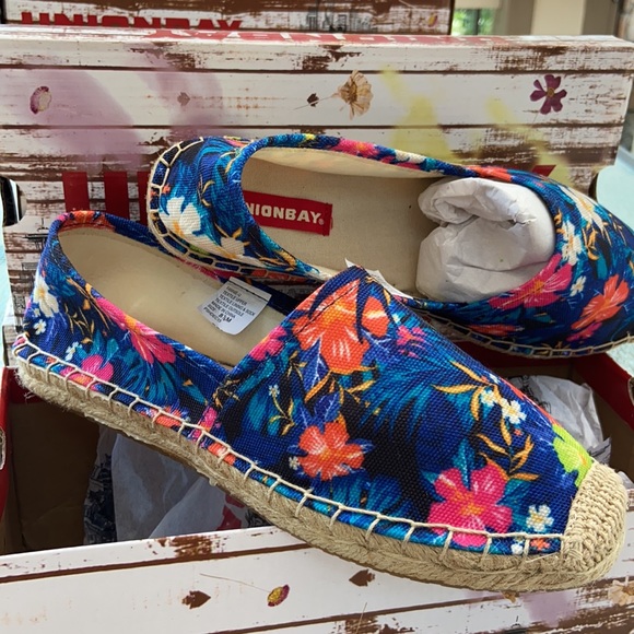 NEW! UNIONBAY FANNIE Tropical Canvas Espadrilles - Picture 3 of 11